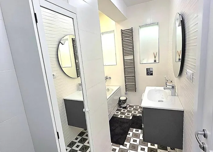 شقة Seaside فارنا